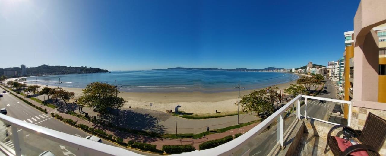 Apartamento De Cobertura Frente Para O Mar Itapema Eksteriør bilde